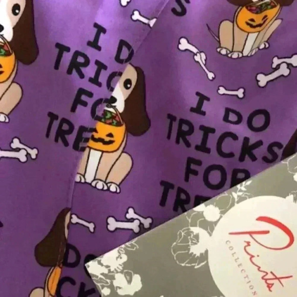 Scrubs for Vet I Do Tricks for Treats Purple XS - Picture 2 of 3